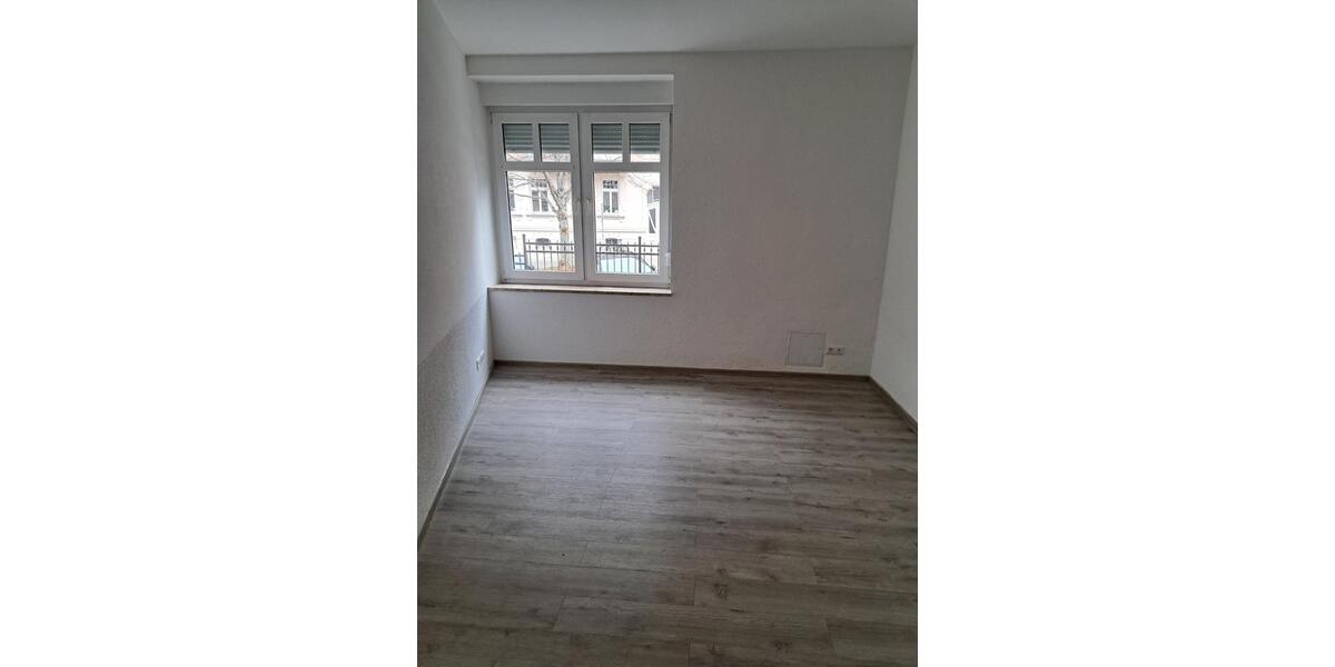 Erdgeschoßwohnung Halle (Saale) Damaschkestraße - 2 Zimmer, 36 m&sup2;, 300&euro; | Angebot:24327906