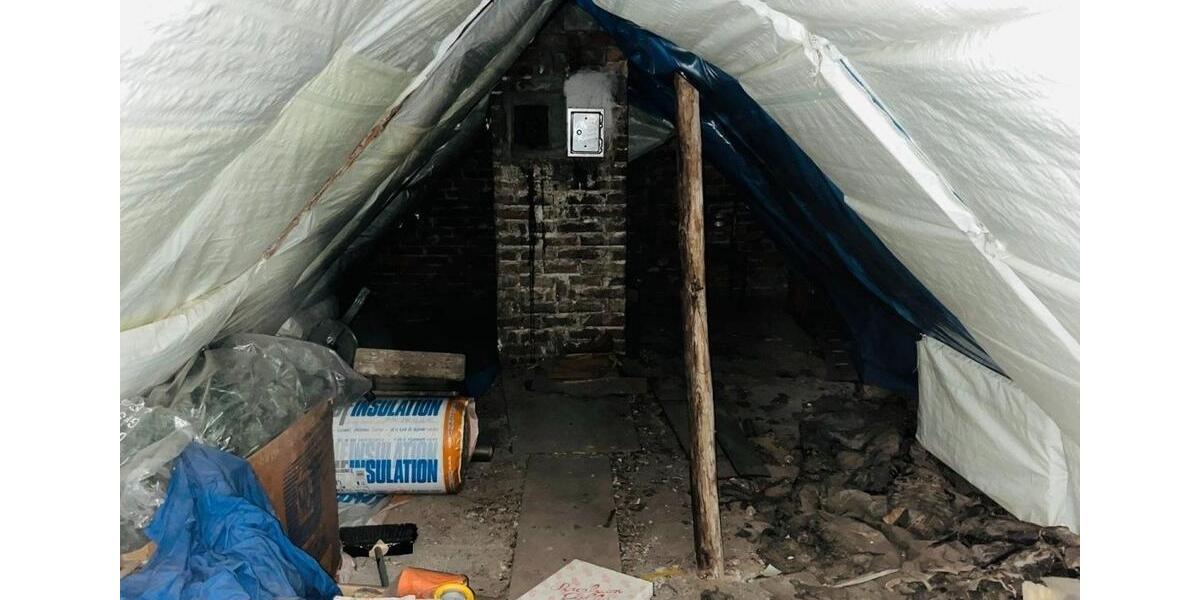 Reihenhaus Eisleben (Lutherstadt) - 7 Zimmer, 132 m&sup2;, 39.000&euro; | Angebot:26090161