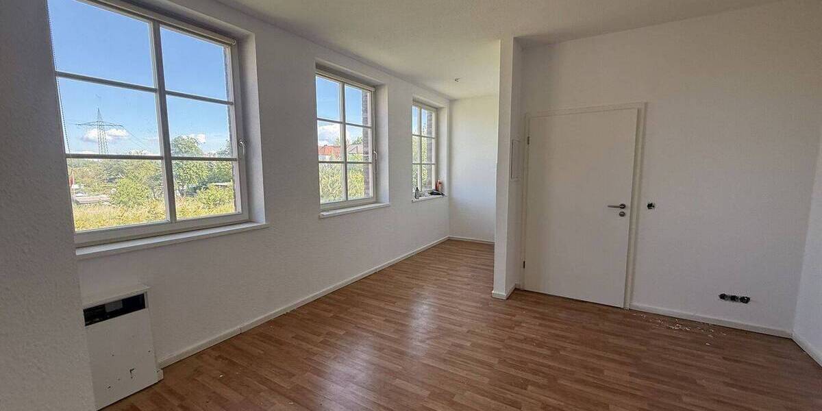 Etagenwohnung Bitterfeld Anhaltsiedlung - 2 Zimmer, 31 m&sup2;, 250&euro; | Angebot:26799300
