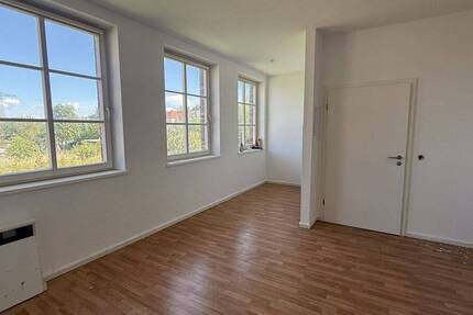 Wohnung Bitterfeld Anhaltsiedlung - 2 Zimmer, 31 m&sup2;, 250&euro; | Angebot:26799300