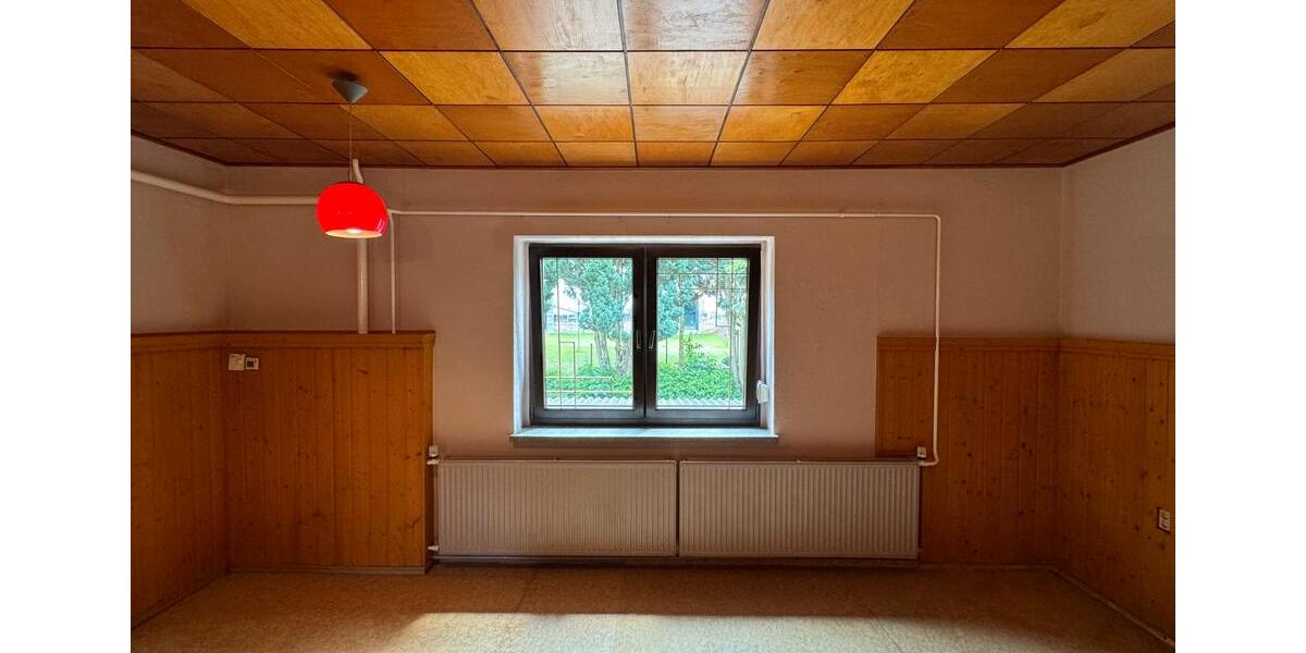 Einfamilienhaus Querfurt - 10 Zimmer, 196 m&sup2;, 200.000&euro; | Angebot:26075362