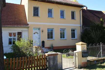 Haus Köthen - 5 Zimmer, 125 m&sup2;, 150.000&euro; | Angebot:26248035