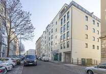 ++Direkt an der Karli!!! 2-RW mit Balkon und Einbauküche in Top-Lage++