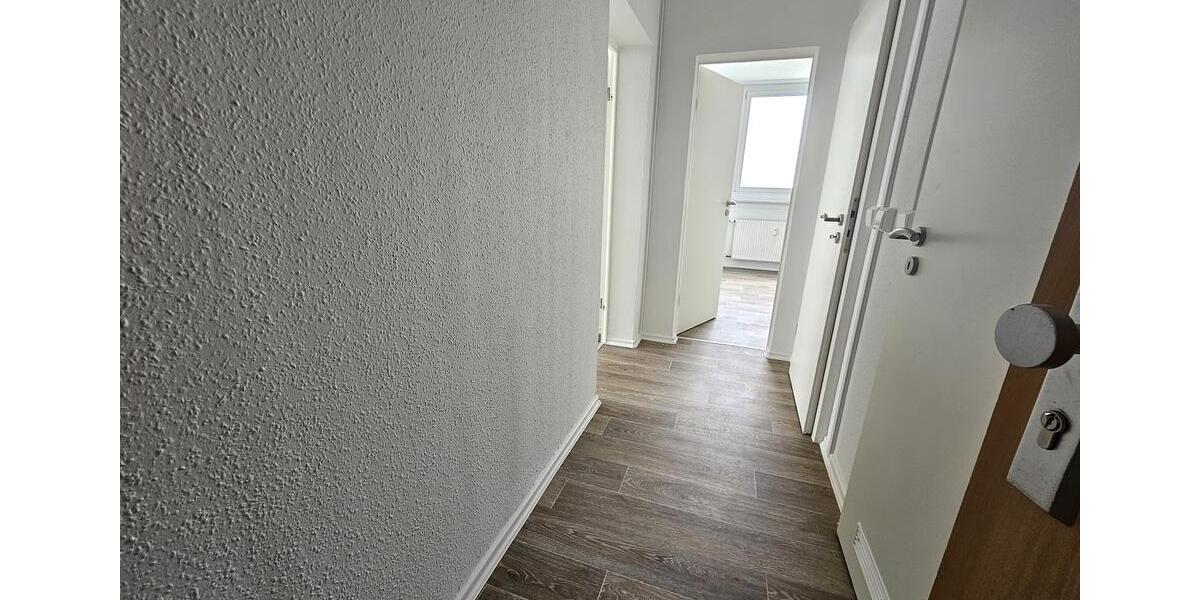 Etagenwohnung Halle (Saale) Halle-Neustadt - 3 Zimmer, 66 m&sup2;, 423&euro; | Angebot:26635043