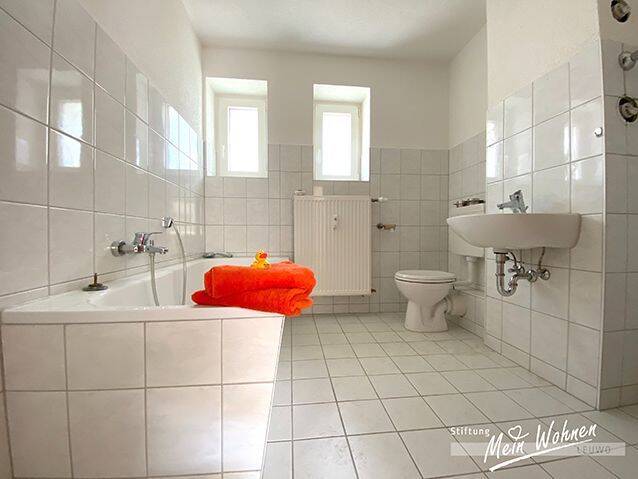 Etagenwohnung Bad Dürrenberg - 3 Zimmer, 64 m&sup2;, 410&euro; | Angebot:26840707