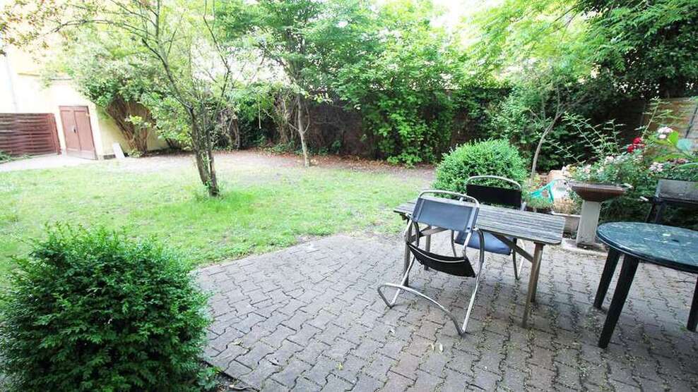 Wohnung zum Kaufen in Leipzig 390.000 € 129.19 m²
