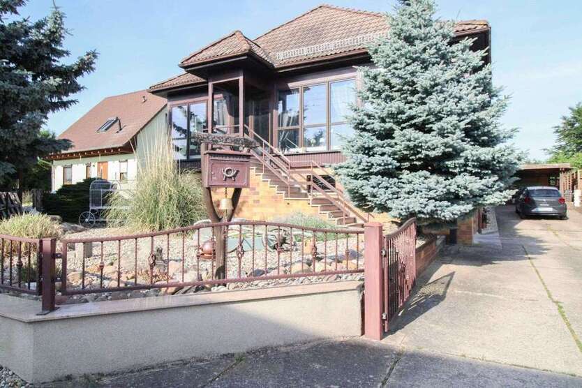 Haus zum Kaufen in Teutschenthal 260.000 € 199.74 m²