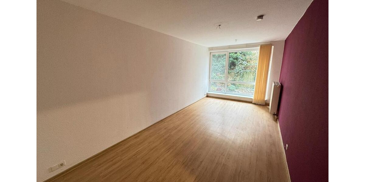 Erdgeschoßwohnung Halle (Saale) Am Wasserturm/Thaerviertel - 4 Zimmer, 96 m&sup2;, 795&euro; | Angebot:26660646