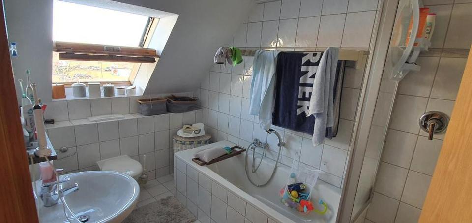 Dachgeschoßwohnung Halle (Saale) Silberhöhe - 3 Zimmer, 83 m&sup2;, 670&euro; | Angebot:24682954