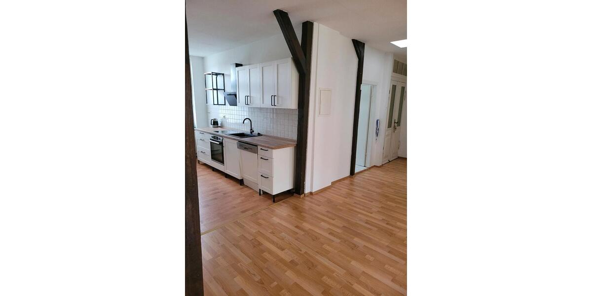 Dachgeschoßwohnung Halle (Saale) Am Wasserturm/Thaerviertel - 3 Zimmer, 98 m&sup2;, 883&euro; | Angebot:26564624