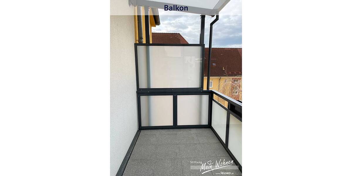 Etagenwohnung Halle Lutherplatz - 3 Zimmer, 80 m&sup2;, 700&euro; | Angebot:26766698