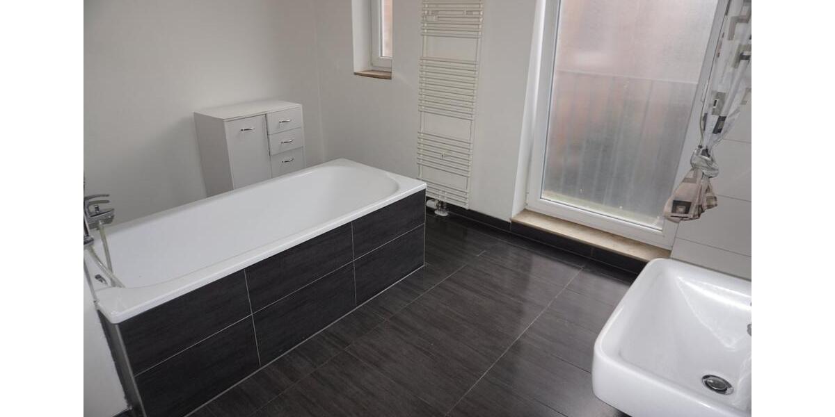 Etagenwohnung Halle (Saale) Büschdorf - 3 Zimmer, 83 m&sup2;, 664&euro; | Angebot:26262168