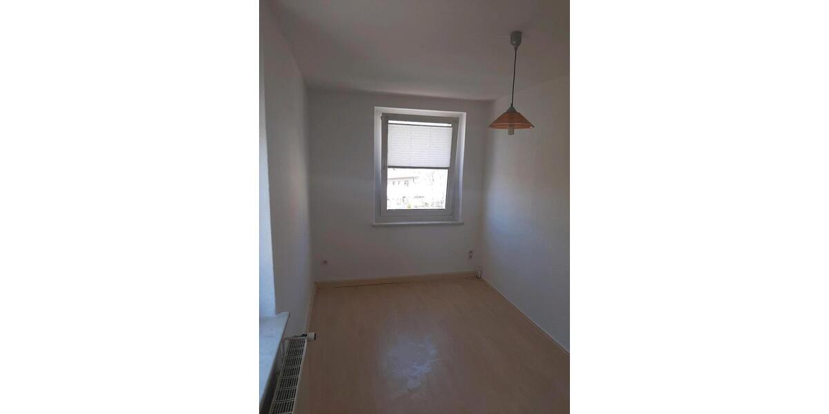 Etagenwohnung Südliches Anhalt - 3 Zimmer, 67 m&sup2;, 82.000&euro; | Angebot:26986950