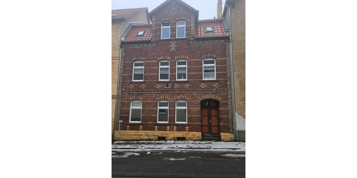 Reihenhaus Eisleben (Lutherstadt) - 6 Zimmer, 165 m&sup2;, 111.000&euro; | Angebot:24896064