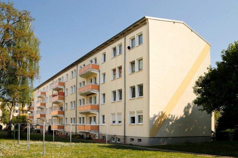 Etagenwohnung Braunsbedra Neumark - 2 Zimmer, 47 m&sup2;, 329&euro; | Angebot:25709952