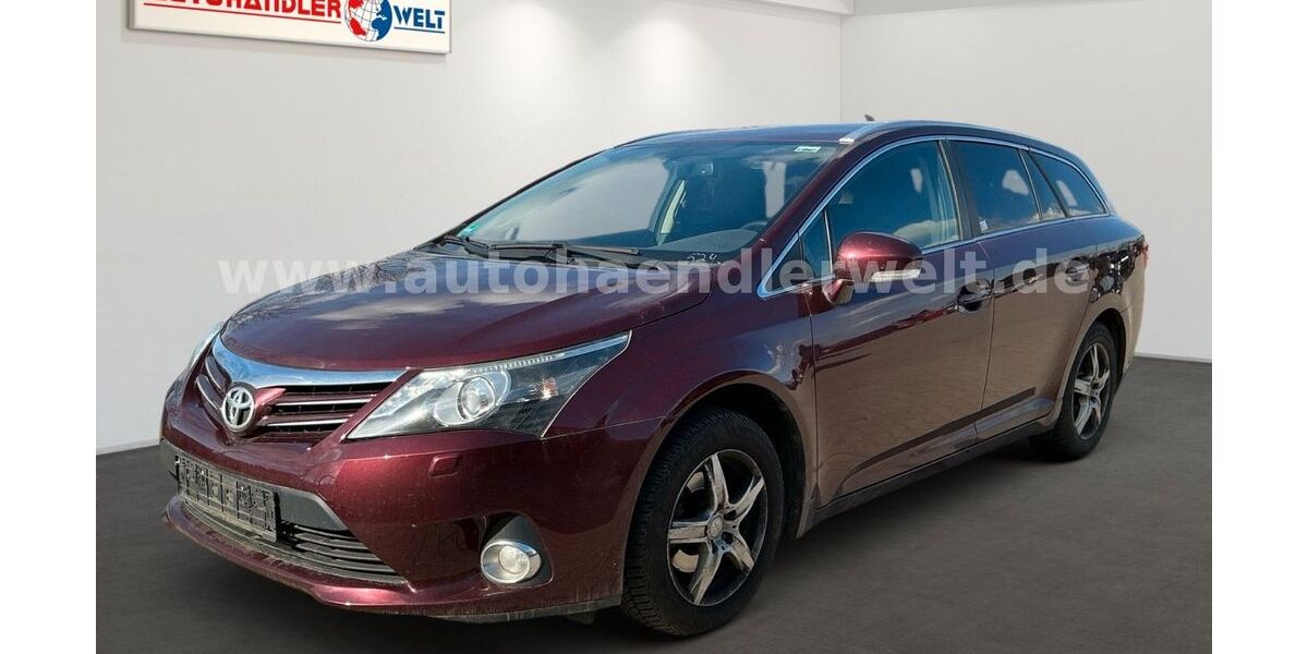 Toyota Avensis 131.501 km 9.499 &euro; Brehna 06796