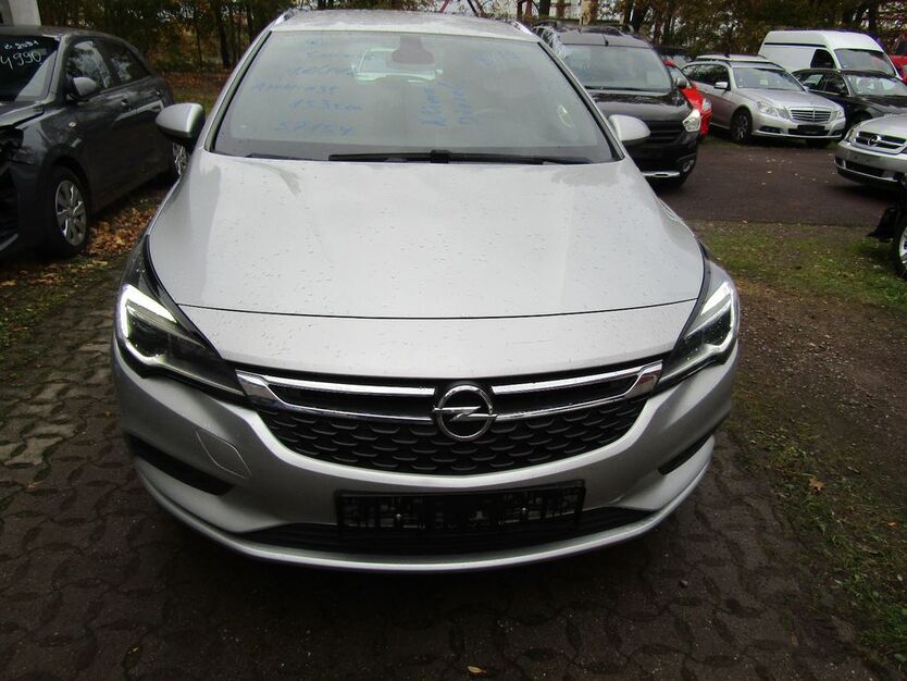 Opel Astra 149.610 km 5.990 € Halle 06130