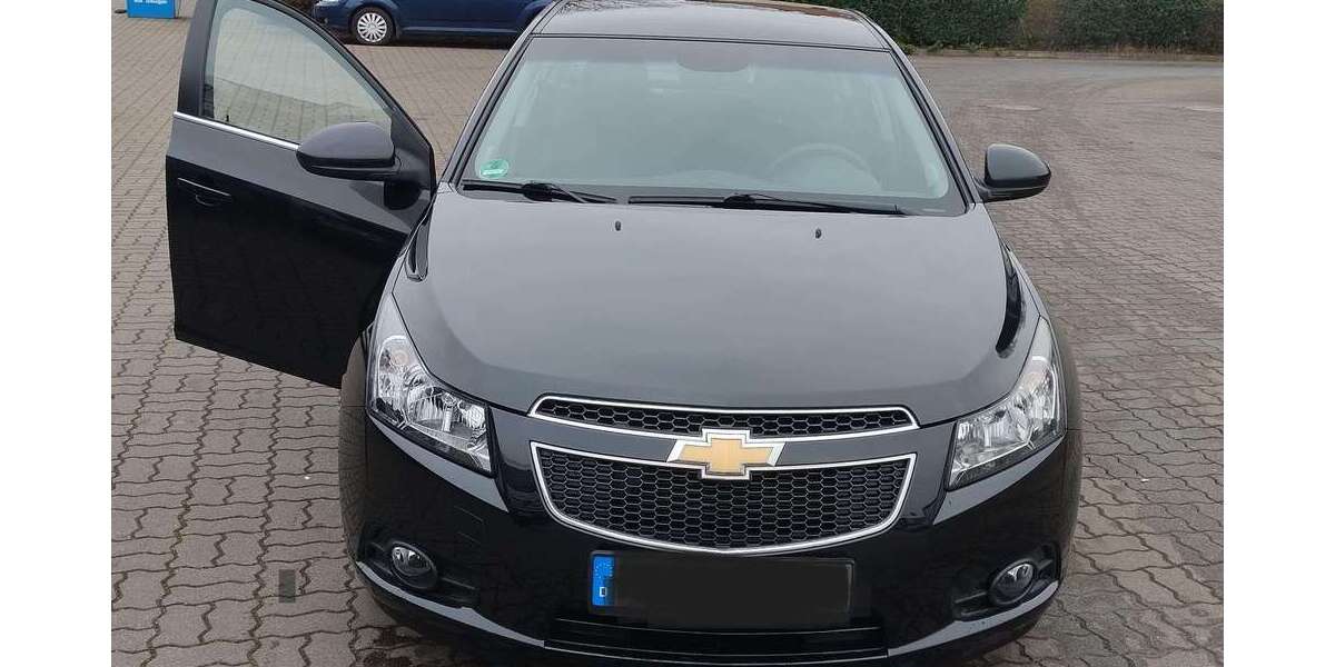 Chevrolet Cruze 122.584 km 7.900 &euro; Halle (Saale), Stadt 06122