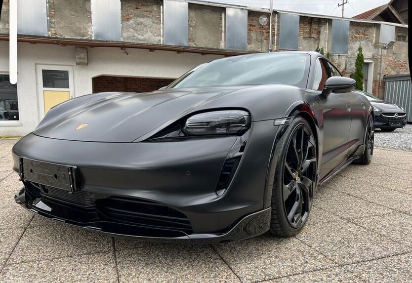 Porsche Taycan 33.000 km 68.990 € Hall in Tirol 06060