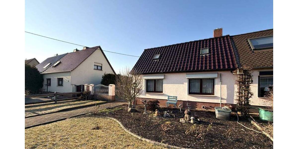 Doppelhaushälfte Sandersdorf-Brehna Sandersdorf - 6 Zimmer, 118 m&sup2;, 150.000&euro; | Angebot:24760765