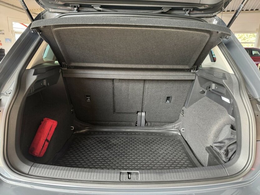 VW Tiguan 1.5 DSG/Led/Navi/Spur/ACC/Garantie 2027 40.000 km 26.490 € Leipzig 04347