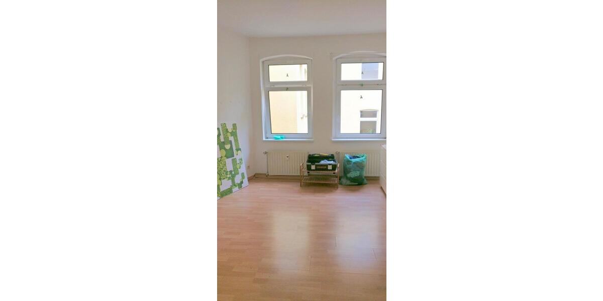 Etagenwohnung Halle (Saale) Damaschkestraße - 4 Zimmer, 90 m&sup2;, 675&euro; | Angebot:25990016