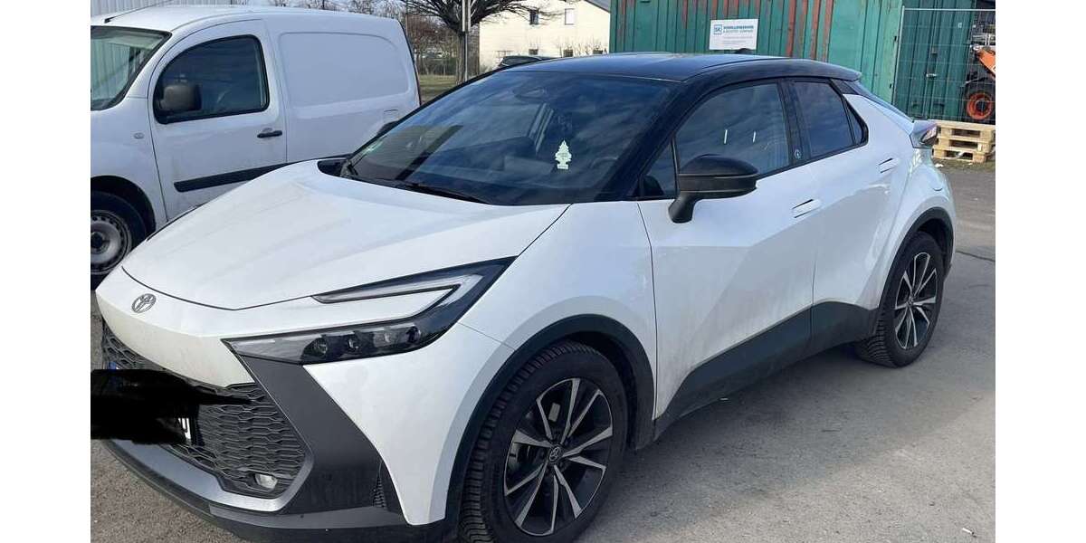 Toyota C-HR 26.000 km 27.000 &euro; Halle 06114