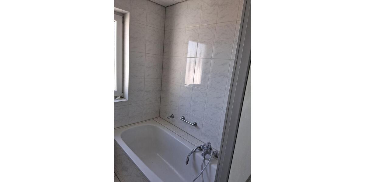 Dachgeschoßwohnung Delitzsch - 3 Zimmer, 73 m&sup2;, 685&euro; | Angebot:24256794