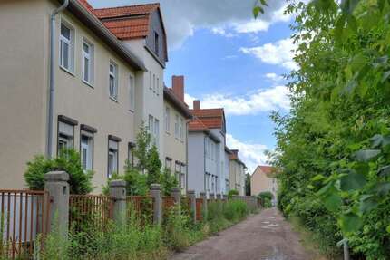 Wohnung zum Mieten in Halle 400 € 64.32 m²
