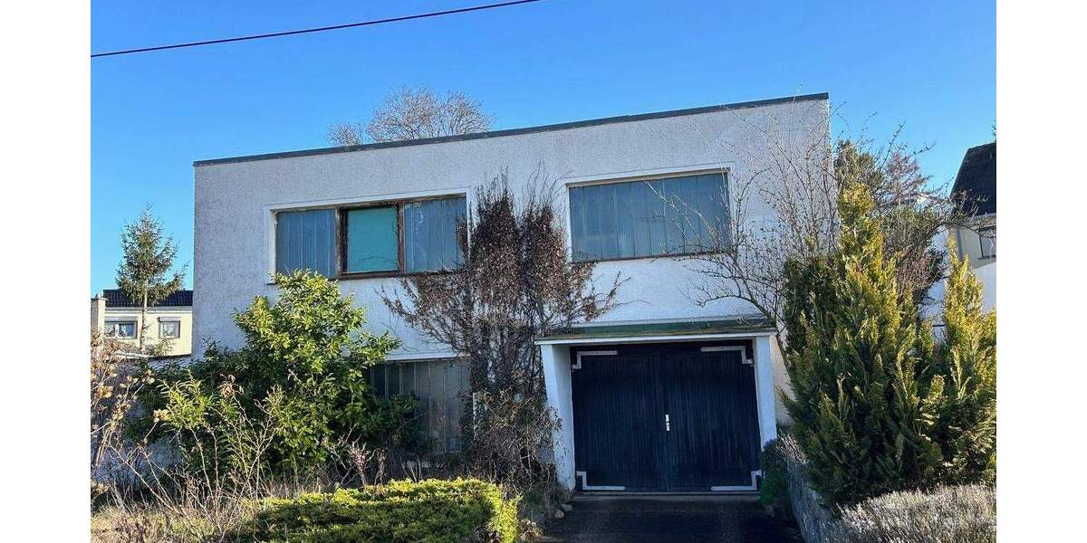 Einfamilienhaus Petersberg - 5 Zimmer, 140 m&sup2;, 275.000&euro; | Angebot:25770422