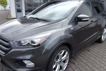 Ford Kuga 77.900 km 17.780 € Wolfen 06766