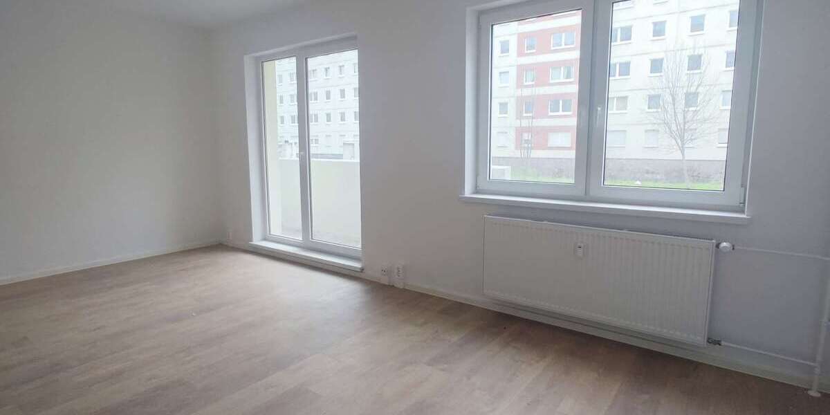 Etagenwohnung Halle Halle-Neustadt - 5 Zimmer, 109 m&sup2;, 850&euro; | Angebot:26780383