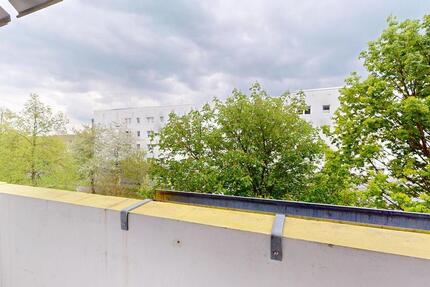 Wohnung Halle (Saale) Dölau - 3 Zimmer, 70 m&sup2;, 422&euro; | Angebot:24688592