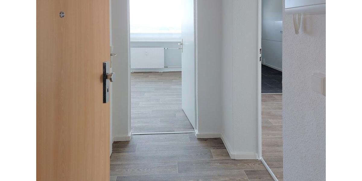 Etagenwohnung Halle (Saale) Halle-Neustadt - 3 Zimmer, 66 m&sup2;, 565&euro; | Angebot:26072409