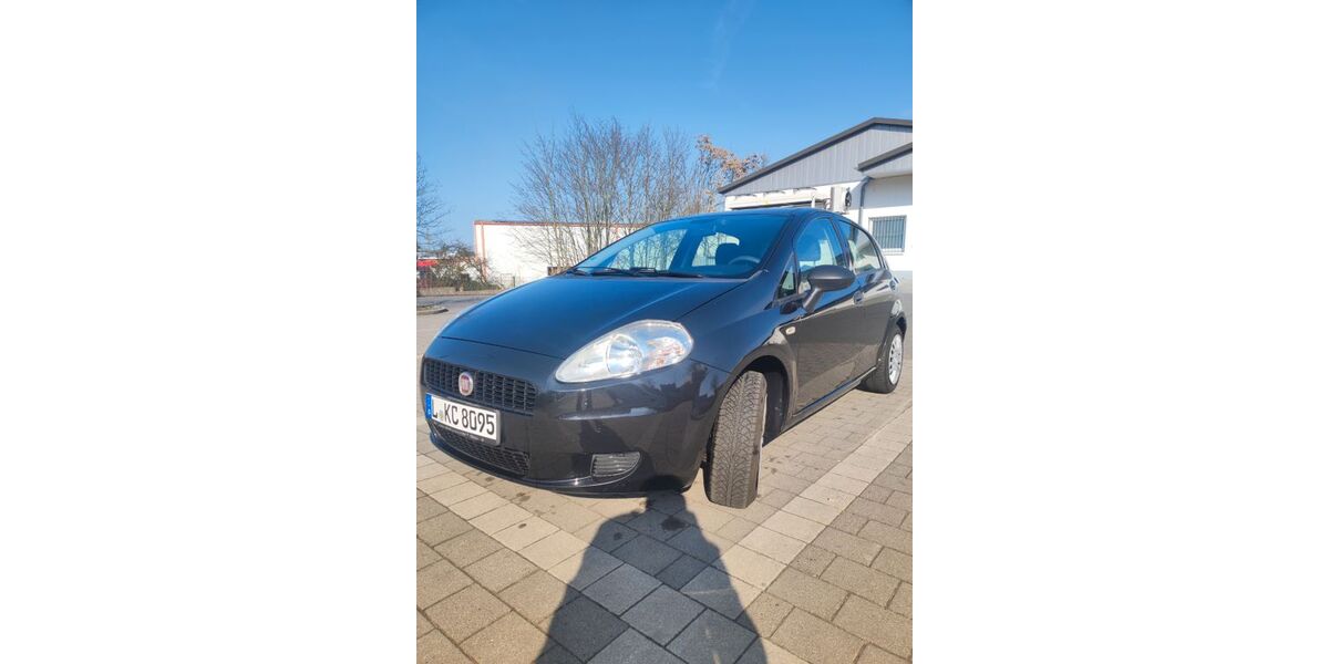 Fiat Punto 104.550 km 2.850 &euro; Halle 06124