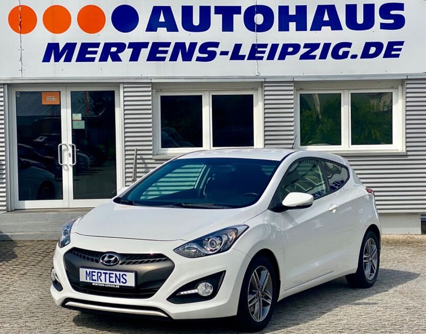 i30
