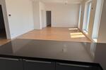 Modernes Penthouse mit EBK und sonniger Terrasse