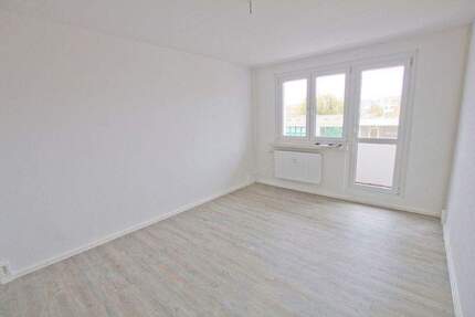 Schöne 2-Raumwohnung mit Balkon! 2 zimmer