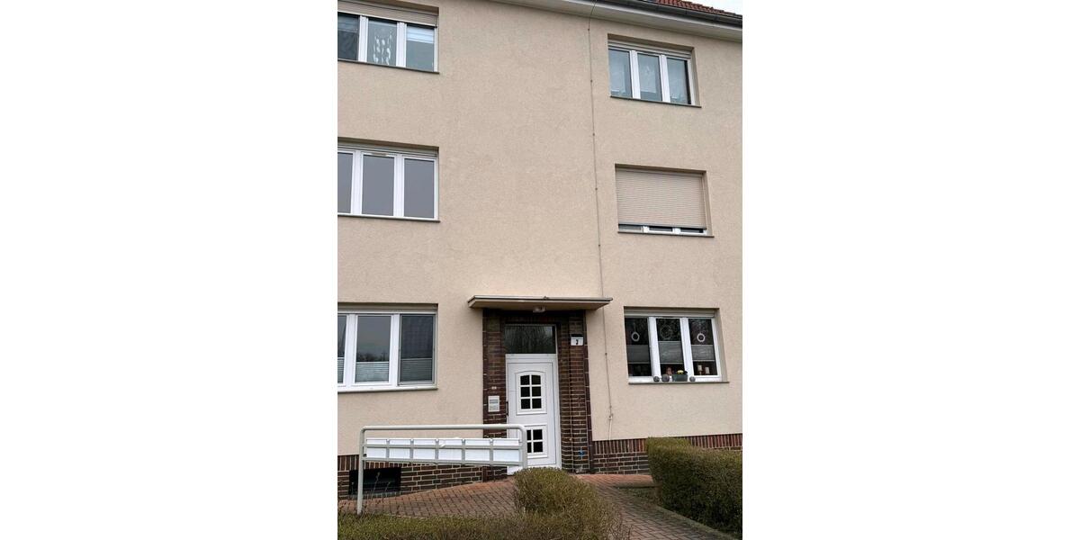 Etagenwohnung Bitterfeld-Wolfen Wolfen - 3 Zimmer, 86 m&sup2;, 725&euro; | Angebot:25408251