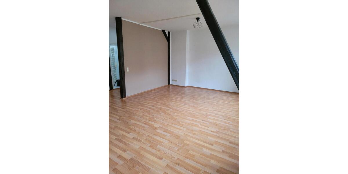 Dachgeschoßwohnung Halle (Saale) Am Wasserturm/Thaerviertel - 3 Zimmer, 98 m&sup2;, 883&euro; | Angebot:26564624