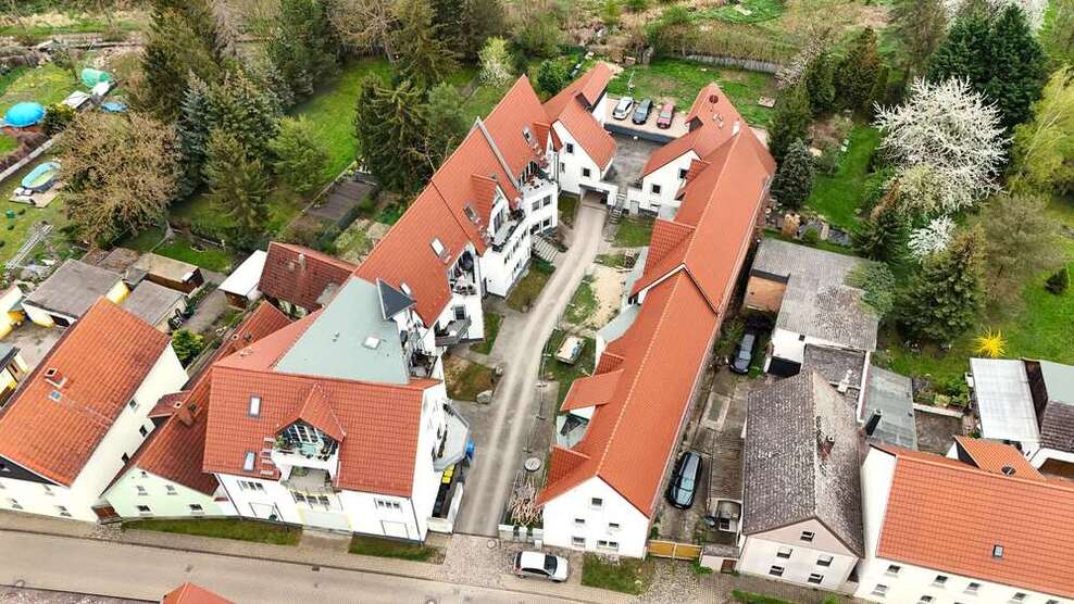 Großzügige Wohnanlage bei Merseburg mit 1000 m² Ausbaureserve zimmer