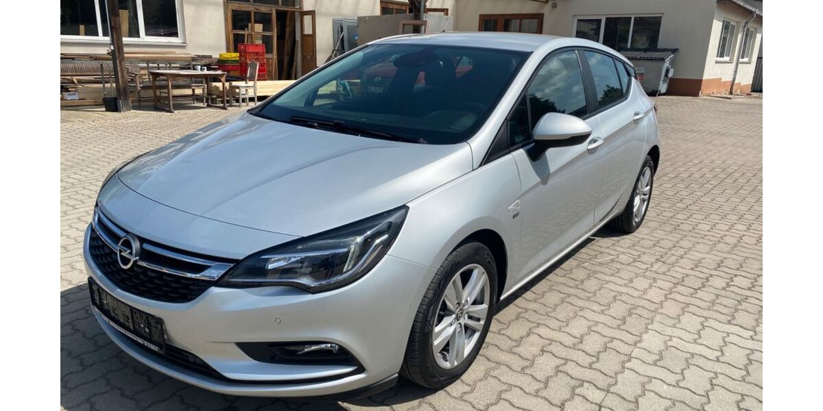 Opel Astra 32.850 km 10.990 &euro; Glauzig 06369