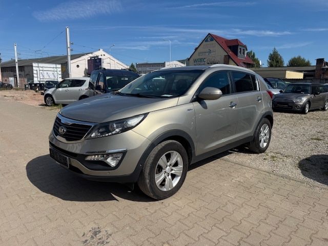 Kia Sportage 186.000 km 8.999 € Halle 06112