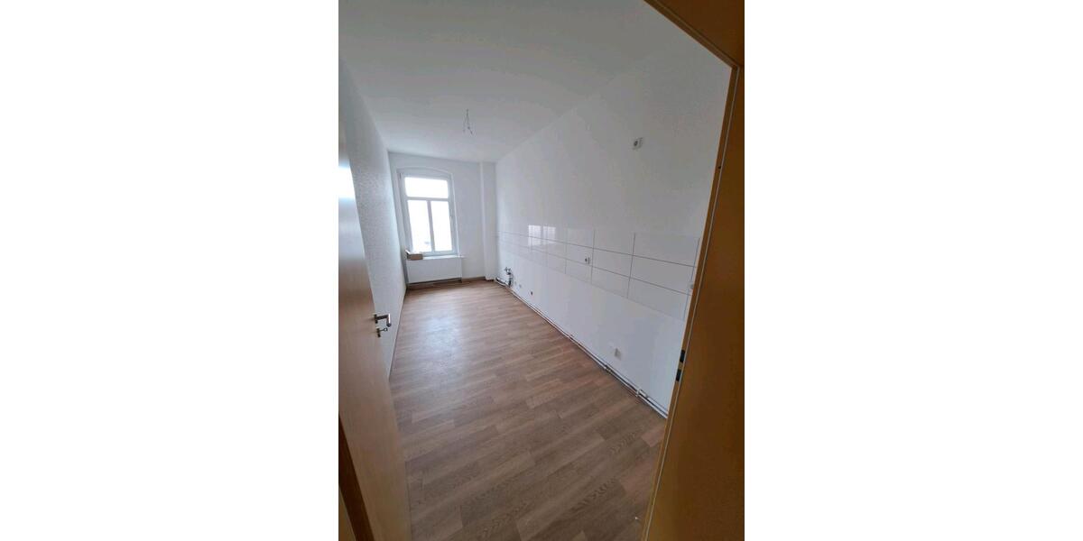 Etagenwohnung Wettin-Löbejün Löbejün - 3 Zimmer, 76 m&sup2;, 611&euro; | Angebot:26615551