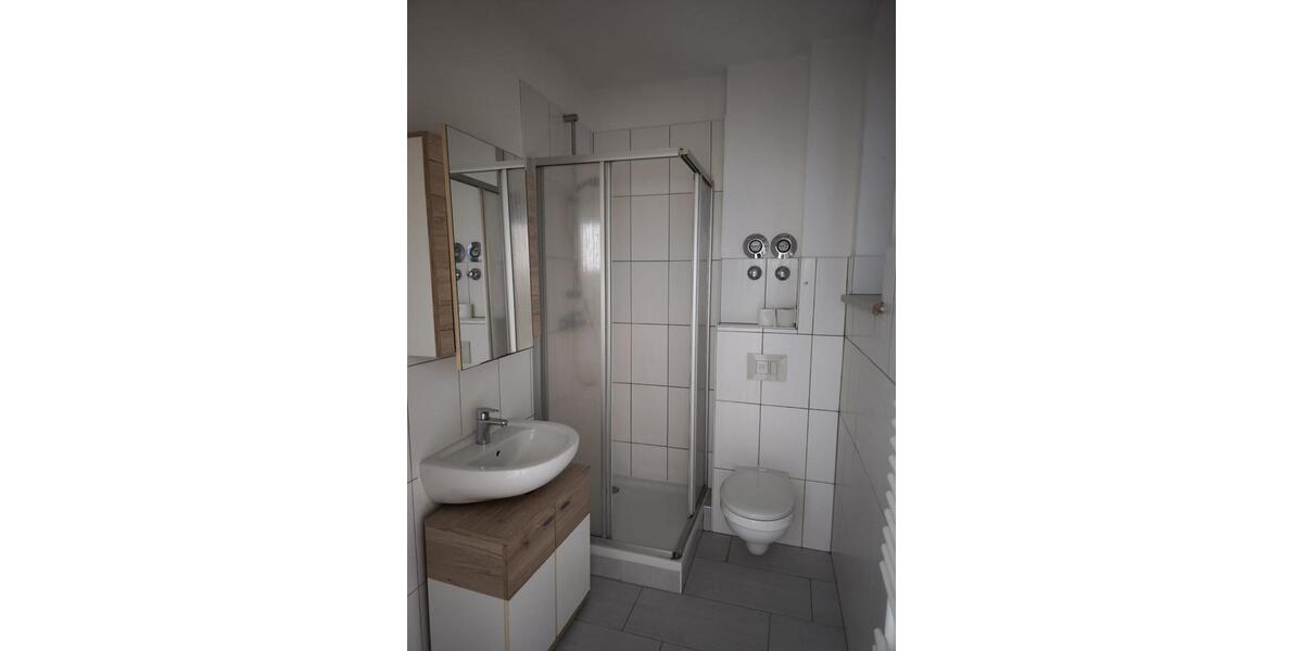 Hochparterre Teutschenthal - 1 Zimmer, 33 m&sup2;, 390&euro; | Angebot:26443157