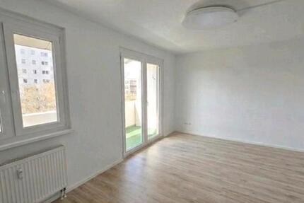 Wohnung Halle (Saale) Damaschkestraße - 3 Zimmer, 57 m&sup2;, 612&euro; | Angebot:26669913