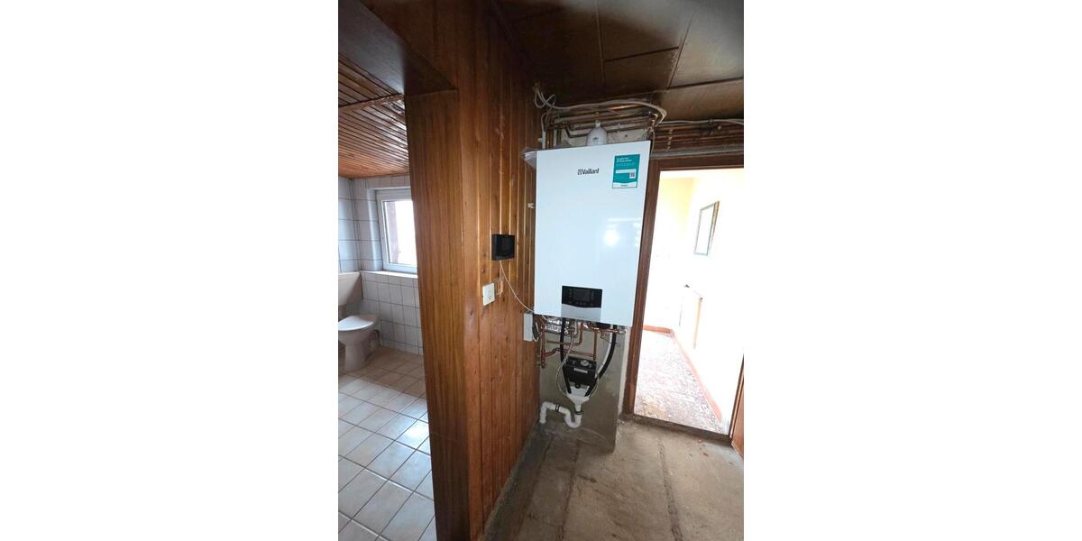 Doppelhaushälfte Bad Lauchstädt - 4 Zimmer, 75 m&sup2;, 75.000&euro; | Angebot:27107780