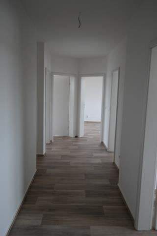 Etagenwohnung Leuna - 3 Zimmer, 70 m&sup2;, 114.900&euro; | Angebot:23288303