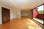 Penthouse am Clara-Zetkin-Park mit Dachterrasse, Stellplatz und Lift, befristete Vermietung