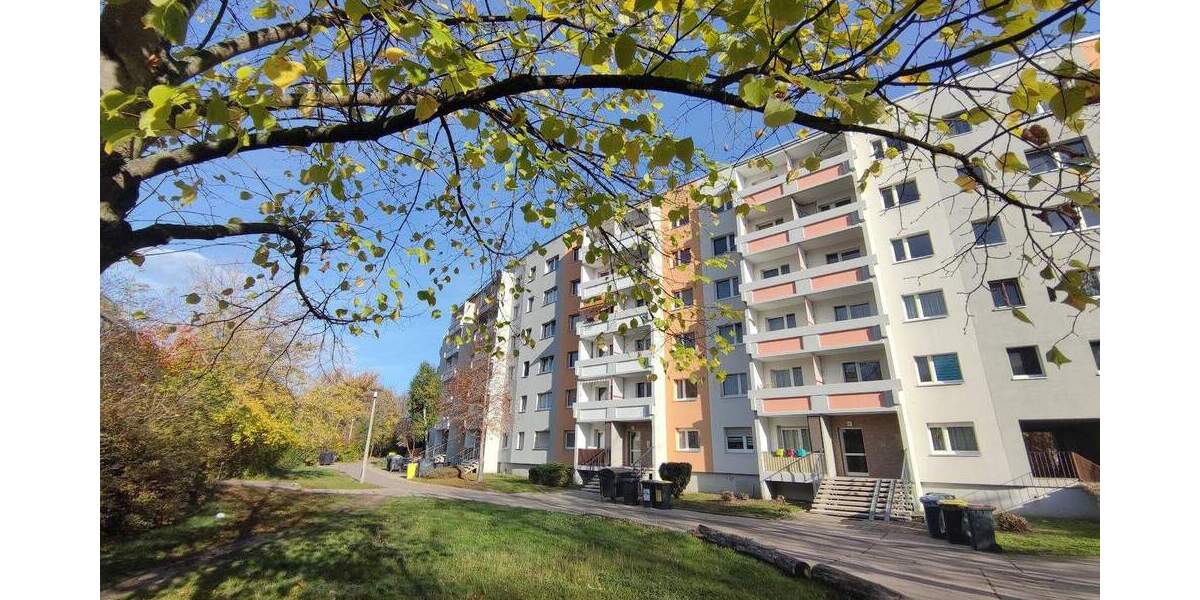 @ Eure 4-Zimmer-Familienoase mit Balkon & offener Wohnküche @ 4 zimmer